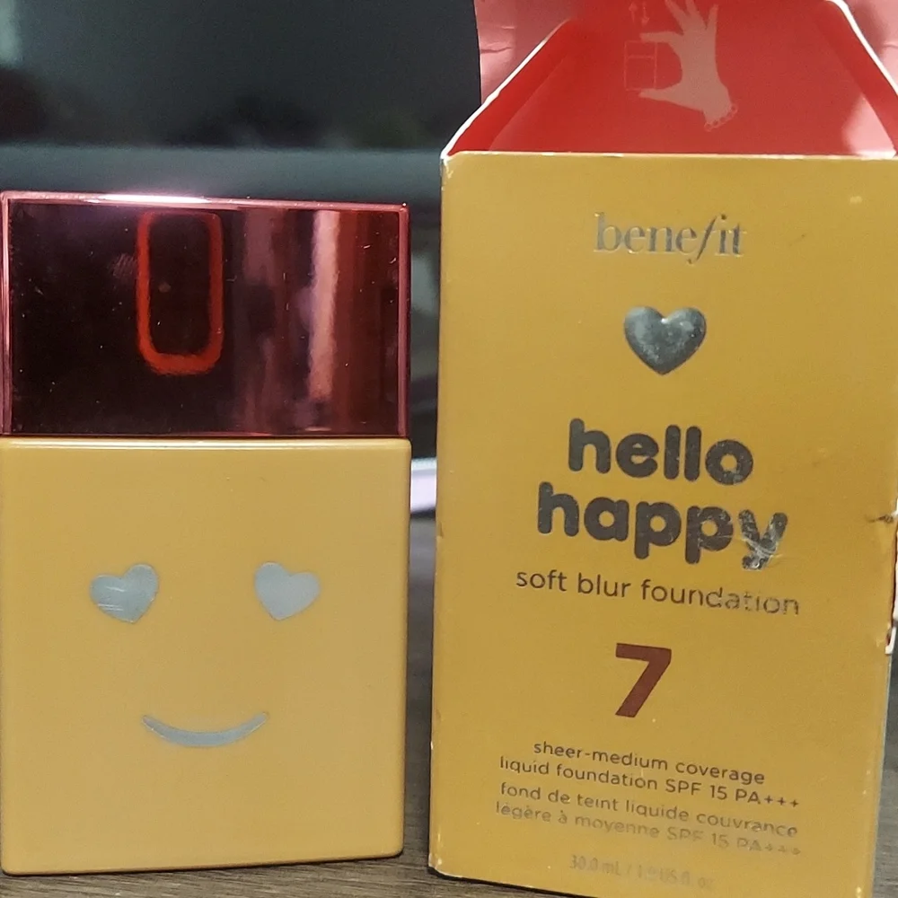 🌙💋Benefit Hello Happy Shade 7 Foundation